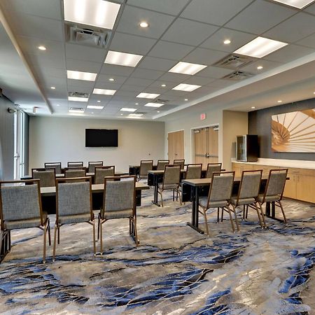 Fairfield Inn & Suites By Marriott Dallas Love Field Exterior photo